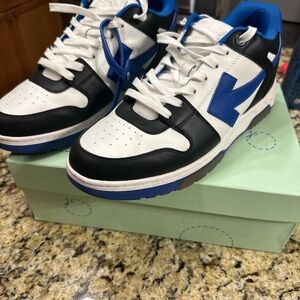 Off-White Men's Athletic Sneakers in White, Black, and Blue